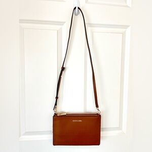 NWT Michael Kors Jet Set Large Double Pouch Crossbody bag